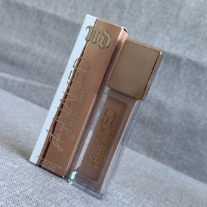 Urban Decay Stay Naked Weightless Liquid Foundation Shade 41NN
